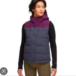 Woman’s Patagonia hooded bicycle vest